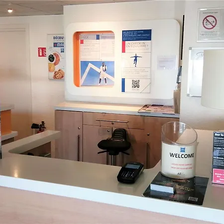 Ibis Budget Sud מלון פואטייה