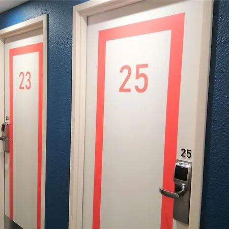 Ibis Budget Sud Hotell *