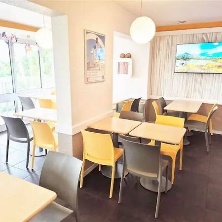 Ibis Budget Sud * Πουατιέ