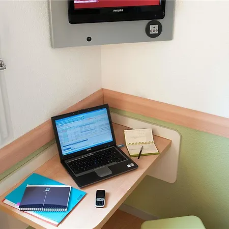 Ibis Budget Sud 호텔