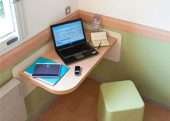 Ibis Budget Sud 호텔 *